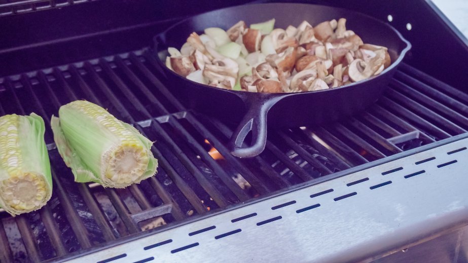 The Best Cookware for Your Gas Grill