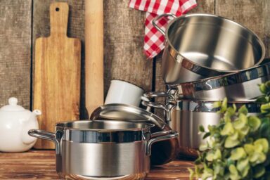 Why is Stainless Steel Cookware the Best Choice for Home Cooks?